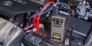 Пусковое устройство для автомобиля ПускАч 6000 - 12В 300А для запуска двигателя авто